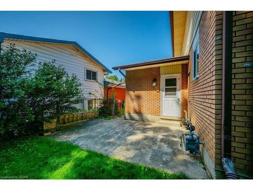 160 Arrowhead Crescent, Kitchener, ON - Outdoor