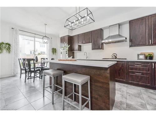 32 Kay Crescent, Fergus, ON - Indoor Photo Showing Kitchen