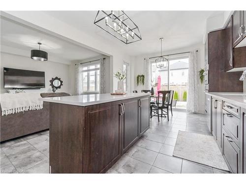 32 Kay Crescent, Fergus, ON - Indoor Photo Showing Kitchen