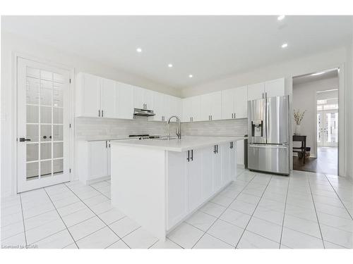 64 Harpin Way East, Fergus, ON - Indoor Photo Showing Kitchen