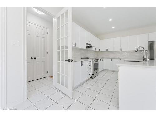 64 Harpin Way East, Fergus, ON - Indoor Photo Showing Kitchen