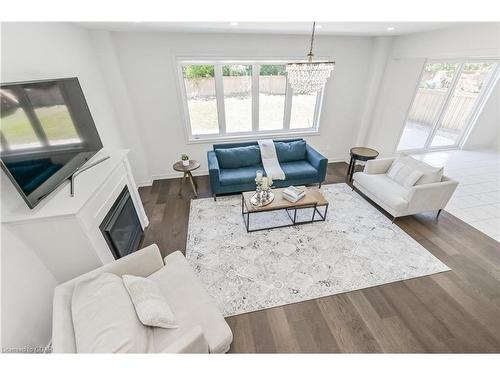 64 Harpin Way East, Fergus, ON - Indoor Photo Showing Living Room