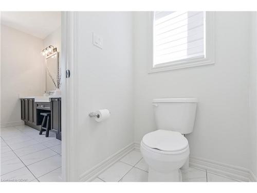 64 Harpin Way East, Fergus, ON - Indoor Photo Showing Bathroom