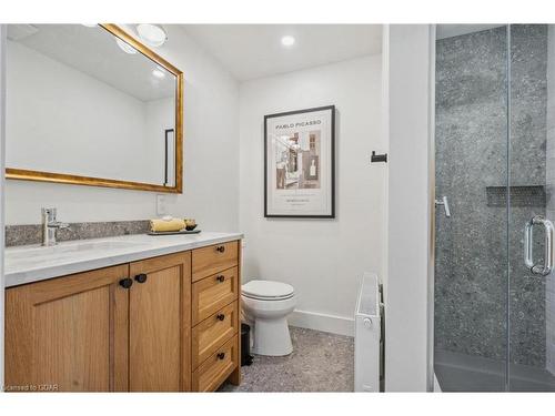 75 Chalmers Street, Elora, ON - Indoor Photo Showing Bathroom