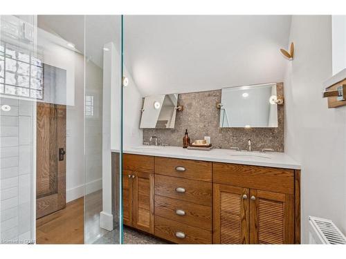 75 Chalmers Street, Elora, ON - Indoor Photo Showing Bathroom