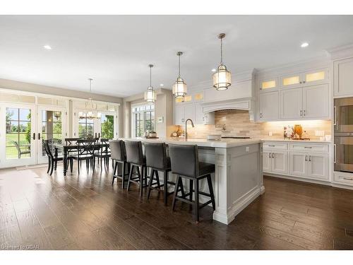 84 Old Ruby Lane, Puslinch, ON - Indoor Photo Showing Kitchen With Upgraded Kitchen