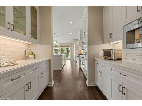 84 Old Ruby Lane, Puslinch, ON - Indoor Photo Showing Kitchen With Upgraded Kitchen