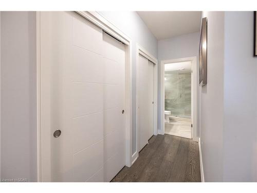 17-32 Arkell Road, Guelph, ON - Indoor Photo Showing Other Room