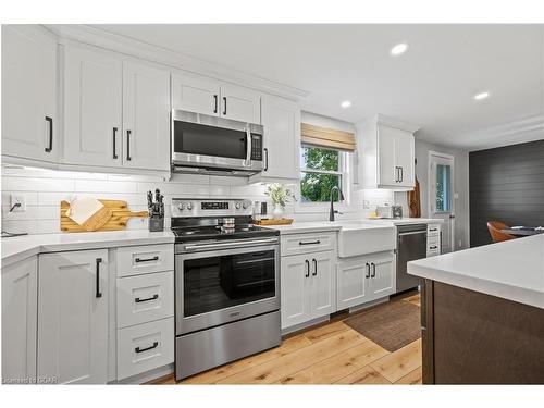 5 Macdonald Street, Centre Wellington, ON - Indoor Photo Showing Kitchen