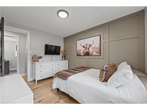 5 Macdonald Street, Centre Wellington, ON - Indoor Photo Showing Bedroom