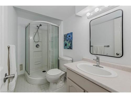 101 Rickson Avenue, Guelph, ON - Indoor Photo Showing Bathroom