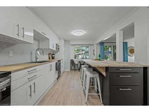 71 Westwood Road, Guelph, ON - Indoor Photo Showing Kitchen