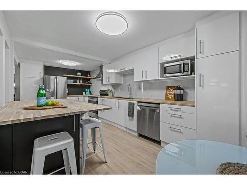 71 Westwood Road, Guelph, ON - Indoor Photo Showing Kitchen