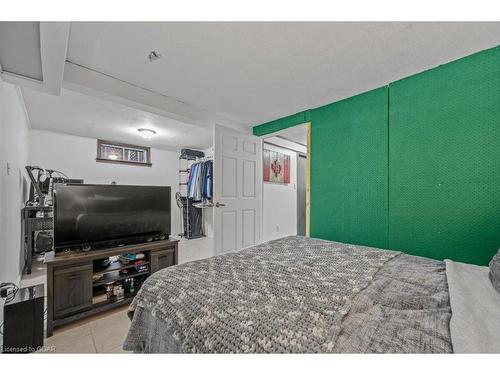 71 Westwood Road, Guelph, ON - Indoor Photo Showing Bedroom