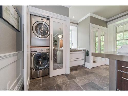 292 South River Road, Elora, ON - Indoor Photo Showing Laundry Room