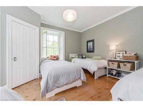 292 South River Road, Elora, ON - Indoor Photo Showing Bedroom