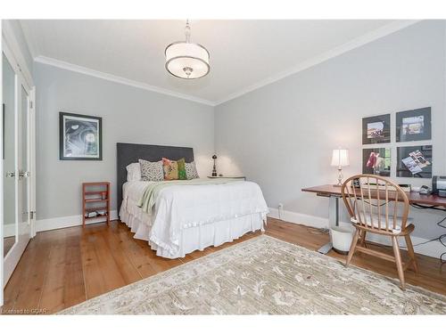 292 South River Road, Elora, ON - Indoor Photo Showing Bedroom