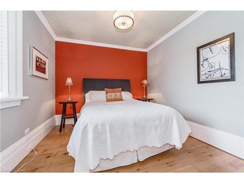 292 South River Road, Elora, ON - Indoor Photo Showing Bedroom