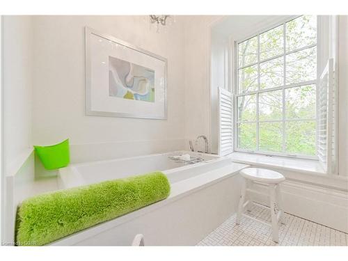 292 South River Road, Elora, ON - Indoor Photo Showing Bathroom