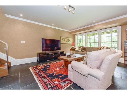 292 South River Road, Elora, ON - Indoor Photo Showing Living Room