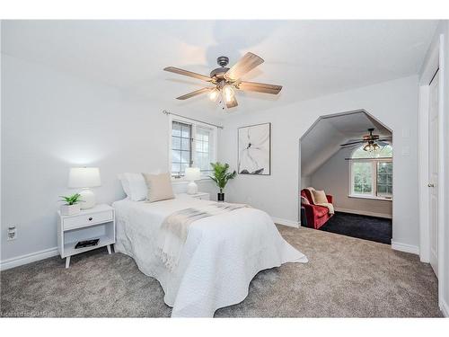 187 Municipal Street, Guelph, ON - Indoor Photo Showing Bedroom