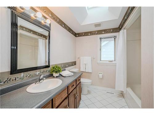 187 Municipal Street, Guelph, ON - Indoor Photo Showing Bathroom