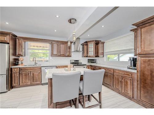 24 Craig Street, Brampton, ON - Indoor Photo Showing Kitchen With Stainless Steel Kitchen