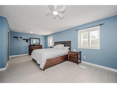 24 Craig Street, Brampton, ON - Indoor Photo Showing Bedroom