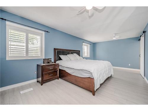 24 Craig Street, Brampton, ON - Indoor Photo Showing Bedroom