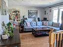 52 Burke Drive, Caledonia, ON  - Indoor Photo Showing Living Room 