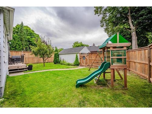 28 Winston Crescent, Guelph, ON - Outdoor