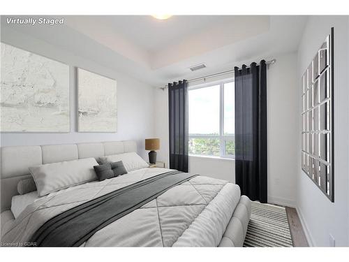 420-251 Northfield Drive East, Waterloo, ON - Indoor Photo Showing Bedroom