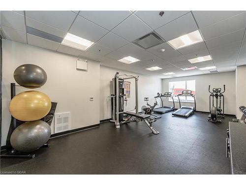 420-251 Northfield Drive East, Waterloo, ON - Indoor Photo Showing Gym Room