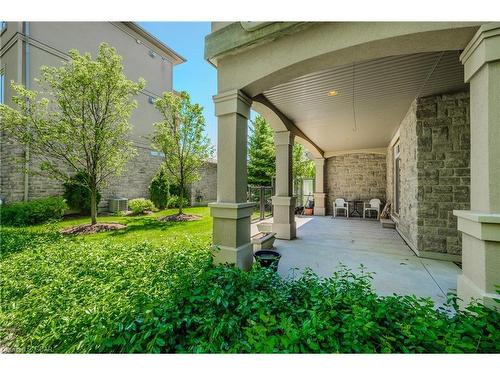 18-255 Summerfield Drive, Guelph, ON - Outdoor With Exterior