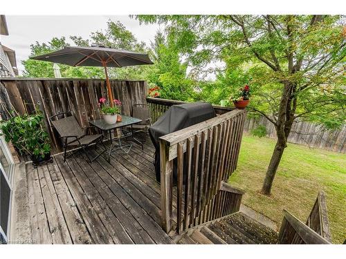 40-31 Schroder Crescent, Guelph, ON - Outdoor With Deck Patio Veranda