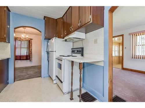 19 Peel St W Street W, Alma, ON - Indoor Photo Showing Kitchen