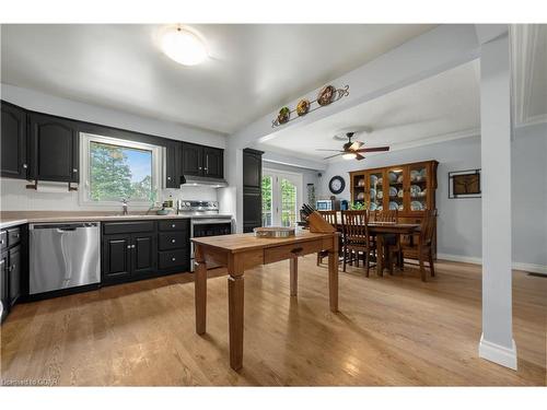 4871 Wellington Rd 29 Road, Guelph/Eramosa, ON - Indoor Photo Showing Kitchen