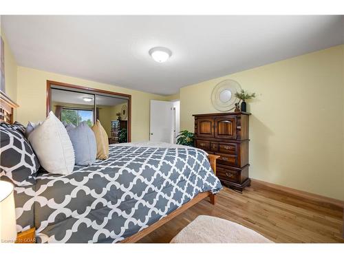 4871 Wellington Rd 29 Road, Guelph/Eramosa, ON - Indoor Photo Showing Bedroom