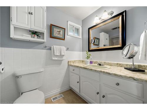 4871 Wellington Rd 29 Road, Guelph/Eramosa, ON - Indoor Photo Showing Bathroom