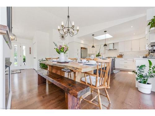 131 Millford Crescent, Elora, ON - Indoor Photo Showing Dining Room