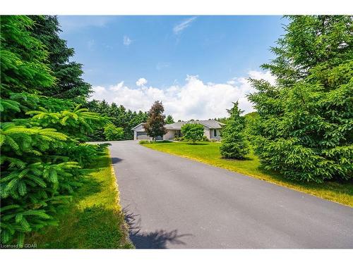 131 Millford Crescent, Elora, ON - Outdoor