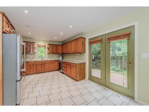 41 Bathgate Drive, Guelph, ON - Indoor Photo Showing Kitchen