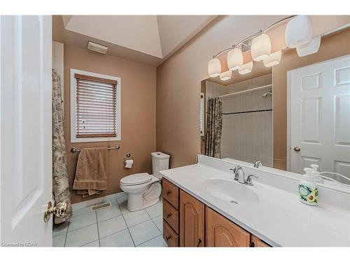 41 Bathgate Drive, Guelph, ON - Indoor Photo Showing Bathroom