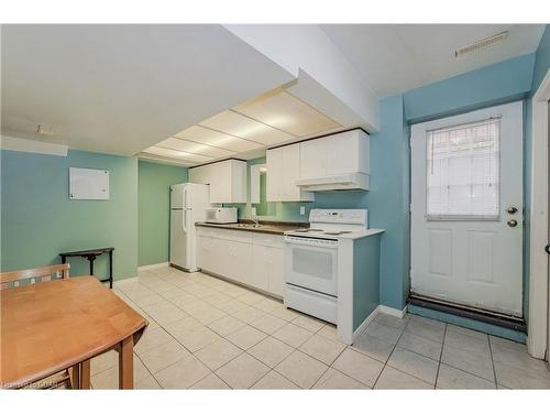 41 Bathgate Drive, Guelph, ON - Indoor Photo Showing Kitchen