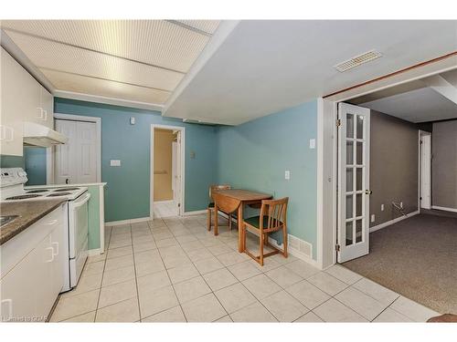 41 Bathgate Drive, Guelph, ON - Indoor Photo Showing Kitchen