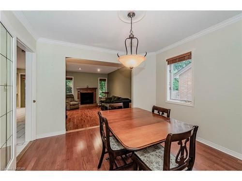 41 Bathgate Drive, Guelph, ON - Indoor Photo Showing Dining Room