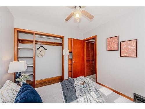 127 Mill Street, Kitchener, ON - Indoor Photo Showing Bedroom