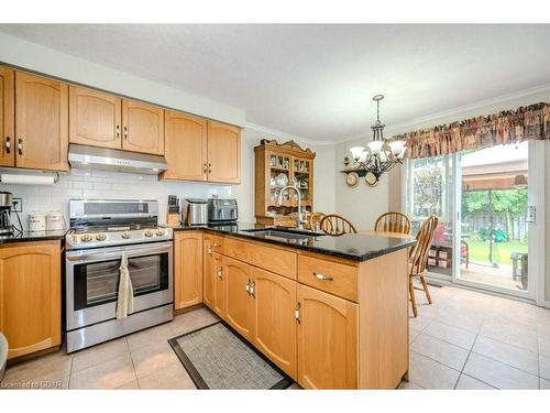 77 Hill Trail, Guelph, ON - Indoor Photo Showing Kitchen