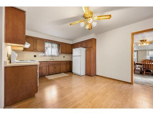 39 Crimea Street, Guelph, ON - Indoor Photo Showing Kitchen