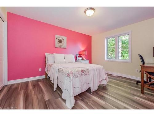 840 St George Street E, Fergus, ON - Indoor Photo Showing Bedroom